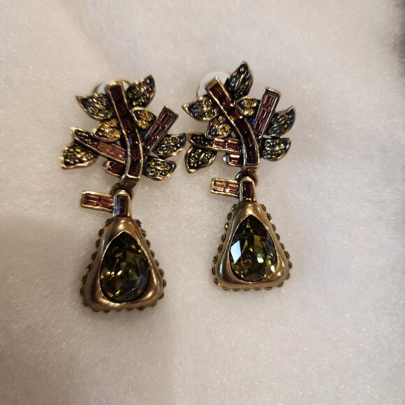 HEIDI DAUS CHRISTMAS PARTRIDGE IN A PEAR TREE CLIP EARRINGS-NEW - Picture 1 of 3